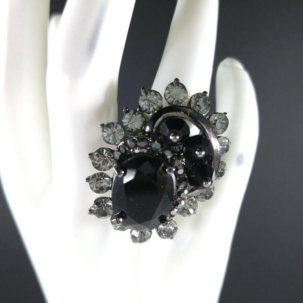 Black Rhinestone Finger Climbing Ring, Gunmetal Gray, Adjustable US Size 7 3/4